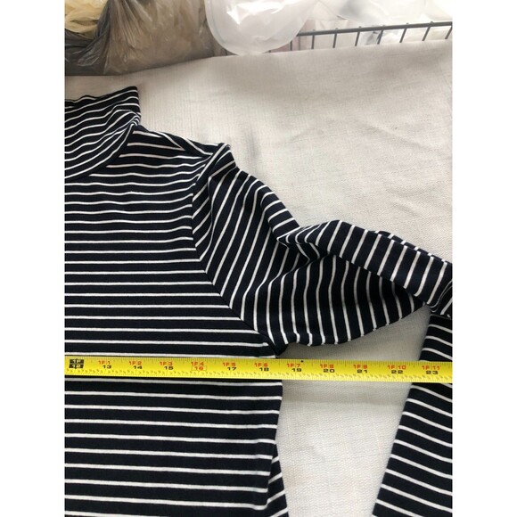 J. Jill Womens Luxe Supima Shirttail Turtleneck Top Size MP Striped Navy Blue - Picture 5 of 7